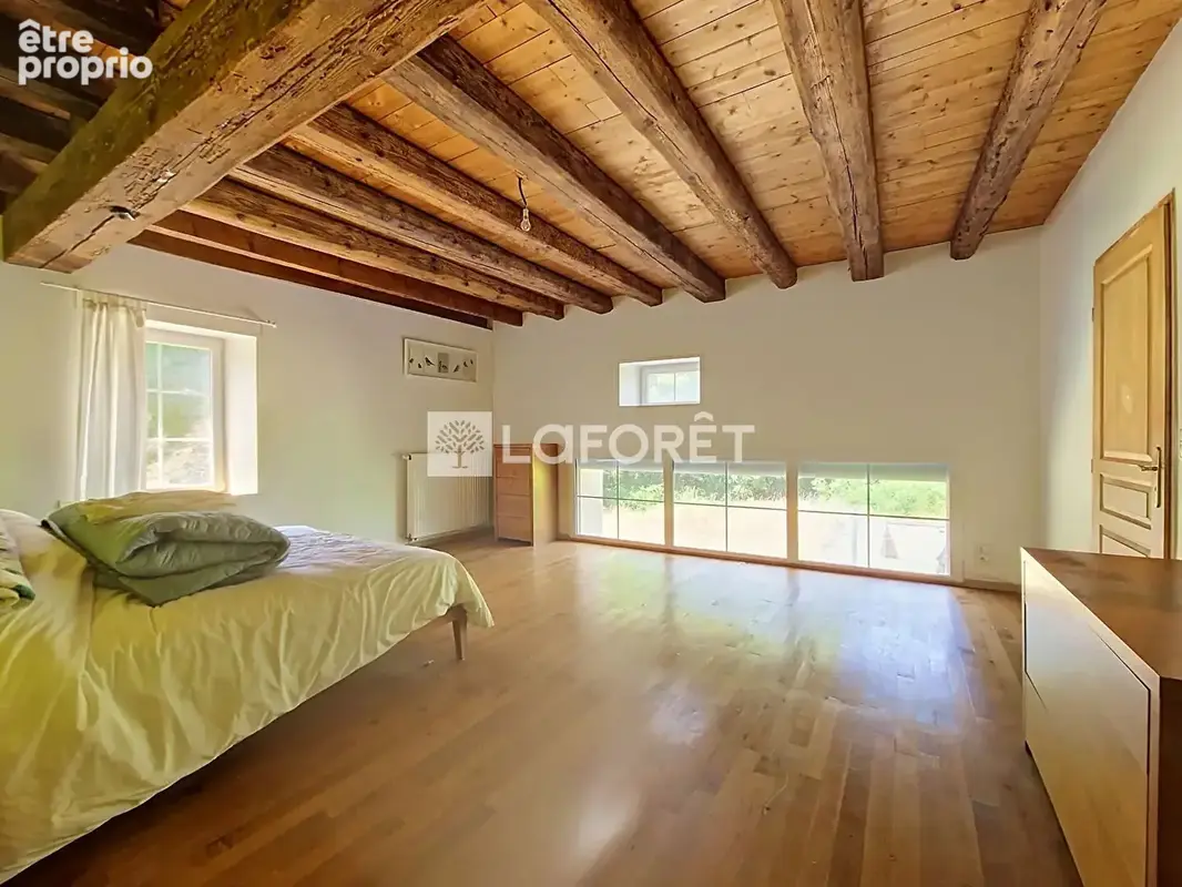 Propriété Gray 9 pièces 421 m2 - photo 6