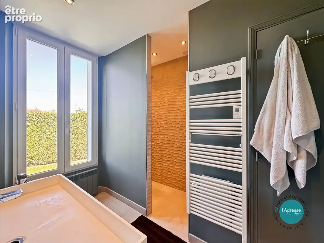 Maison familiale de prestige 7 pièces 200 m2 sous-sol // dépendance - photo 8