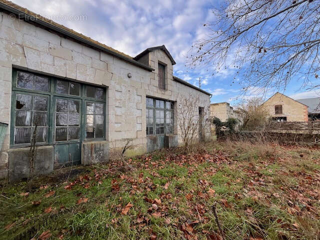Maison à MONTREUIL-BELLAY