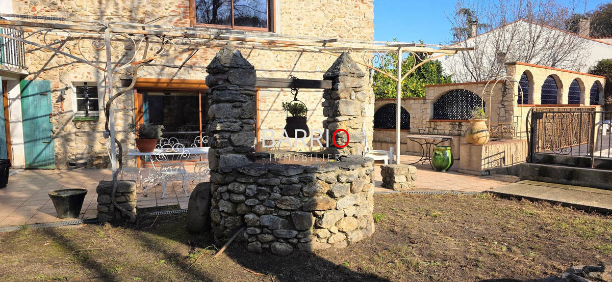 Maison à LAROQUE-DES-ALBERES