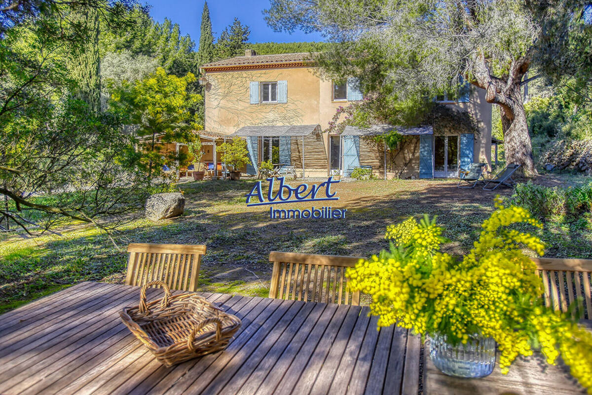 Maison à SANARY-SUR-MER