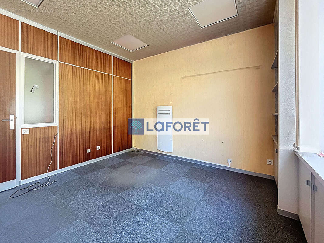 Commerce à CHAUMONT