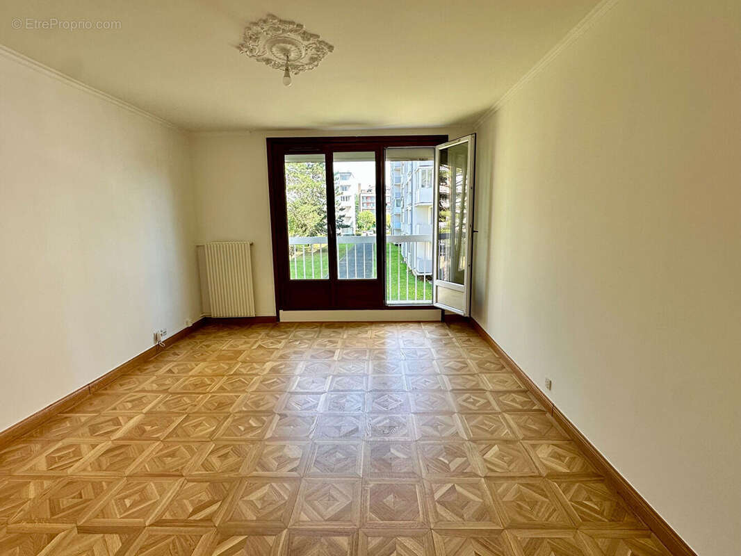 Appartement Neuilly Sur Marne 4 pièce(s) 71.40 m2 - photo 2