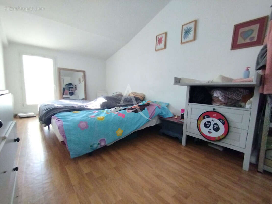 Maison à BUSSAC-SUR-CHARENTE