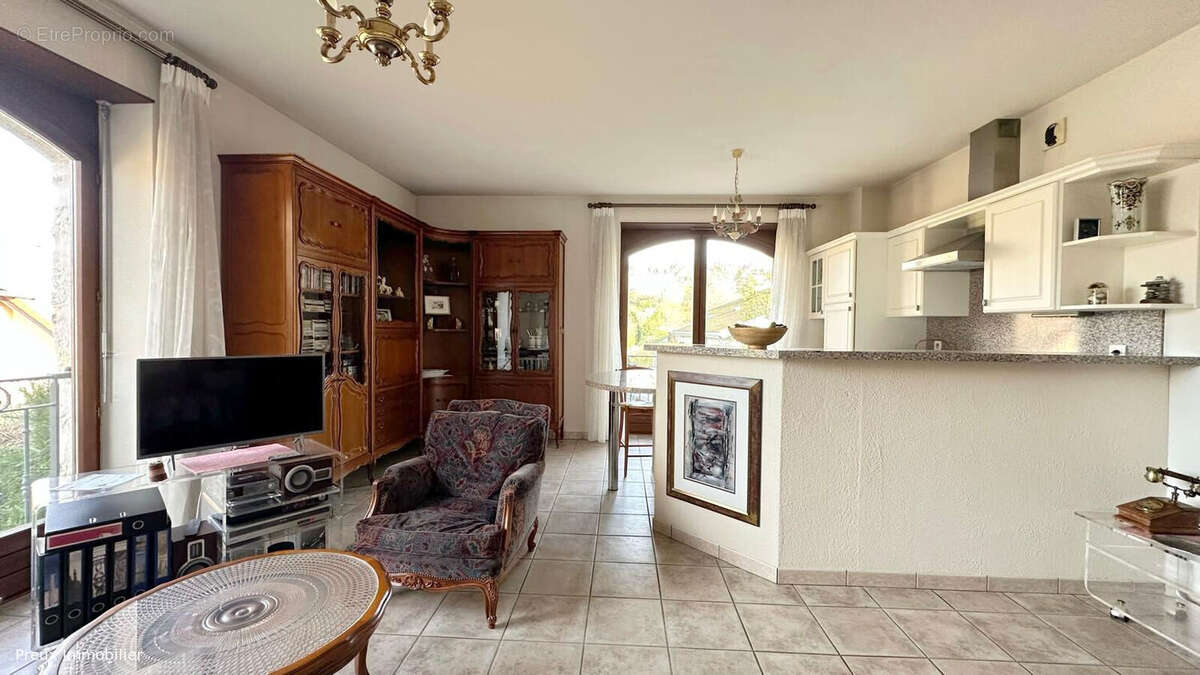 Appartement à ANNECY-LE-VIEUX