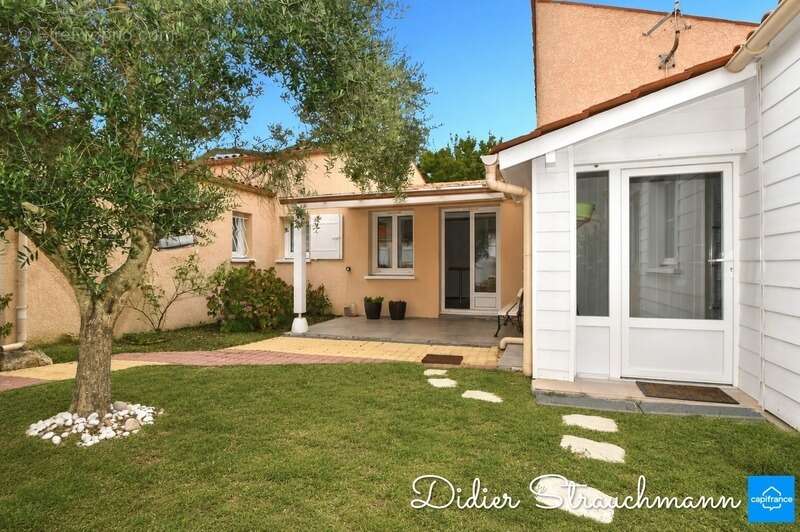 Maison à vendre 4 pièces LA JARRIE (17) - photo 4
