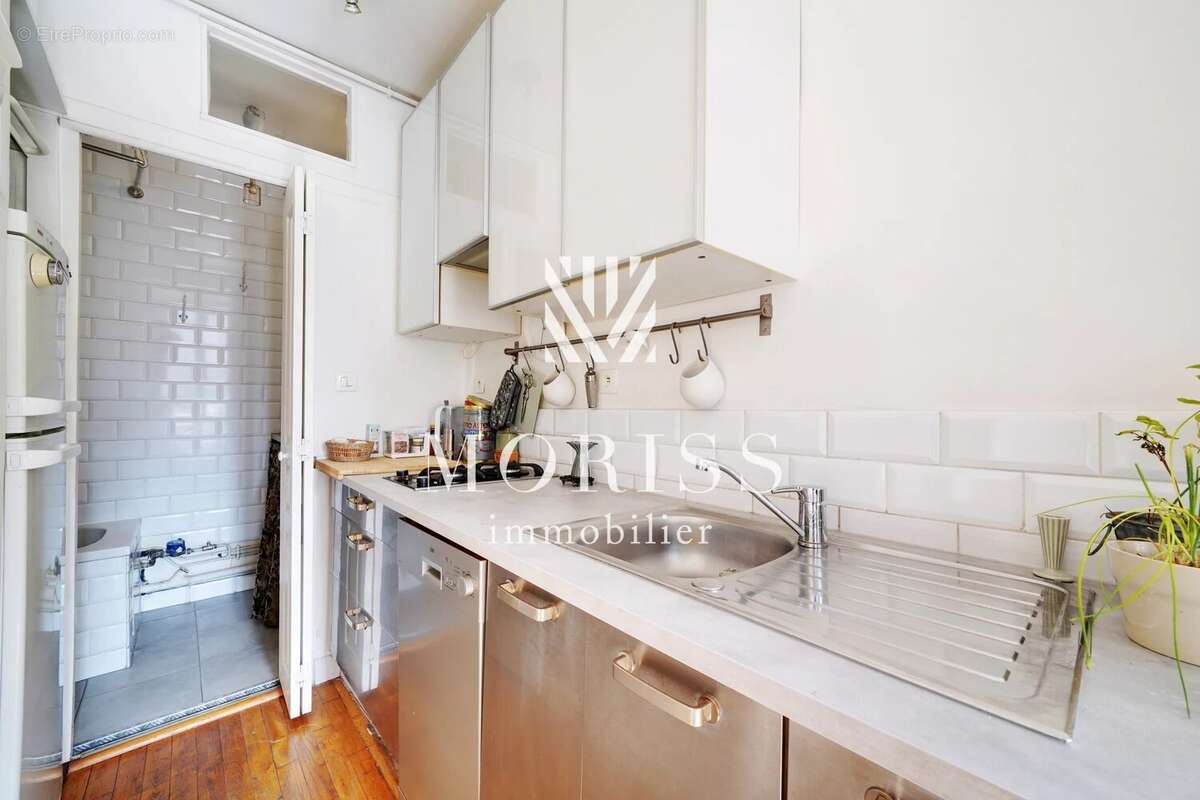Studio - rue andre antoine - 75018 paris - photo 8