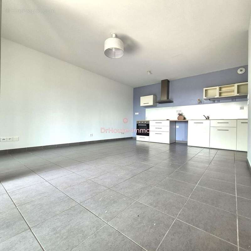 Appartement 60 m² à Castelnau-Le-Lez  - photo 7