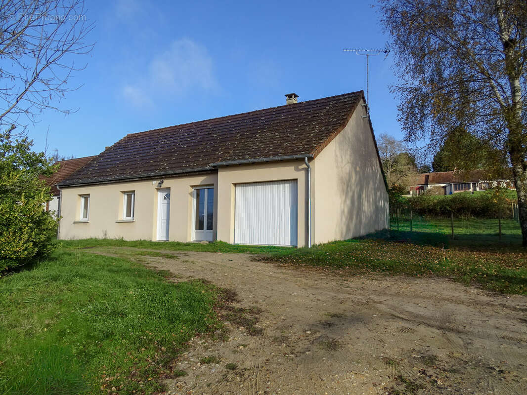 Maison à CHATRES-SUR-CHER