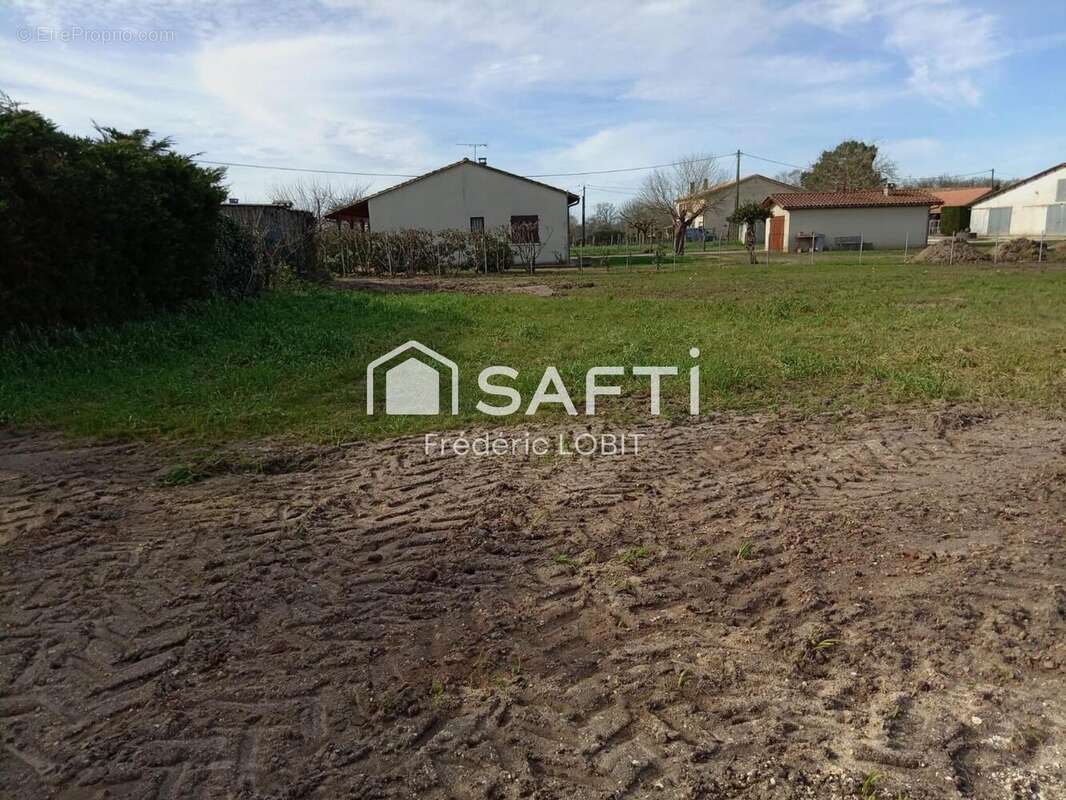 Photo 6 - Terrain à COUTRAS