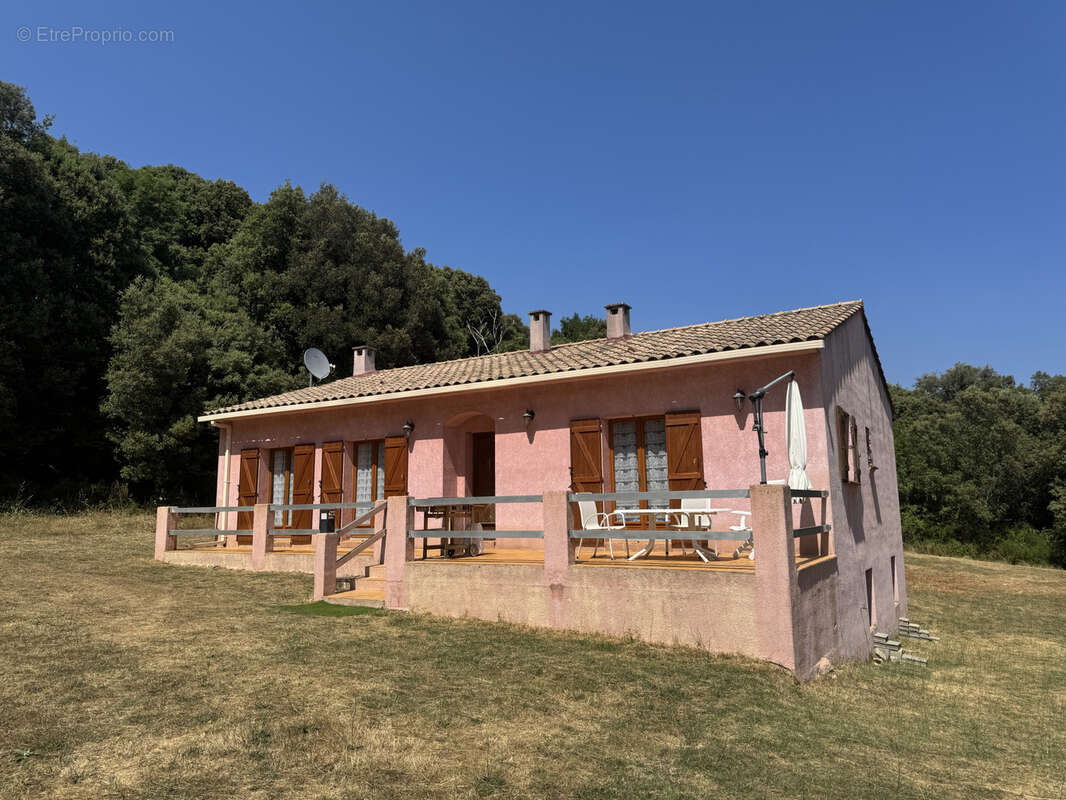 Maison à SANTA-MARIA-SICHE