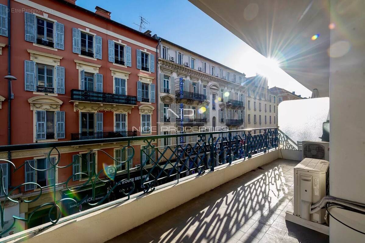 Appartement à NICE