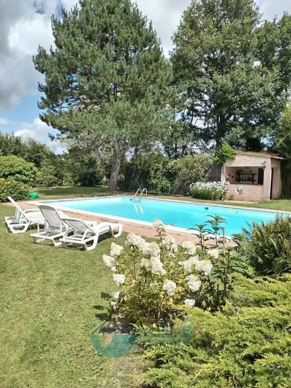 Maison à CHAMPCEVRAIS