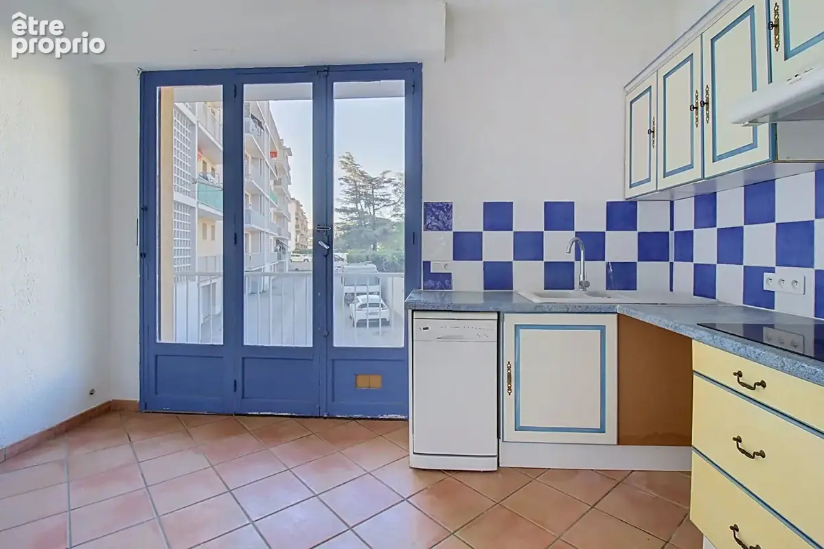 À VENDRE EN EXCLUSIVITÉ ! DRAGUIGNAN Appartement T4 de 84 m² en rez-de-chaussée - photo 3