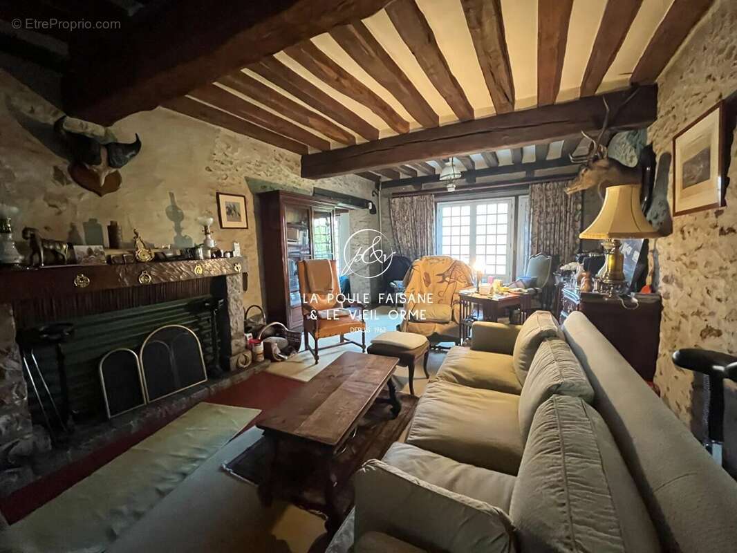 Maison à SAINT-LEGER-EN-YVELINES