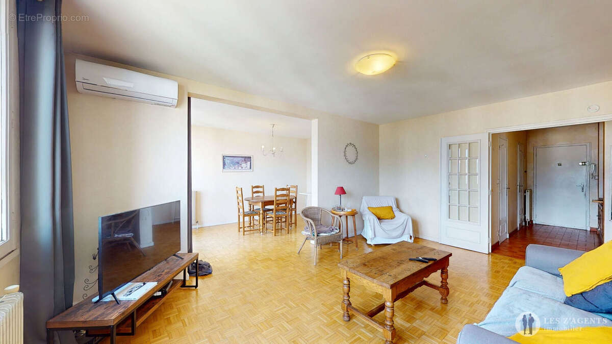 Appartement à ECHIROLLES