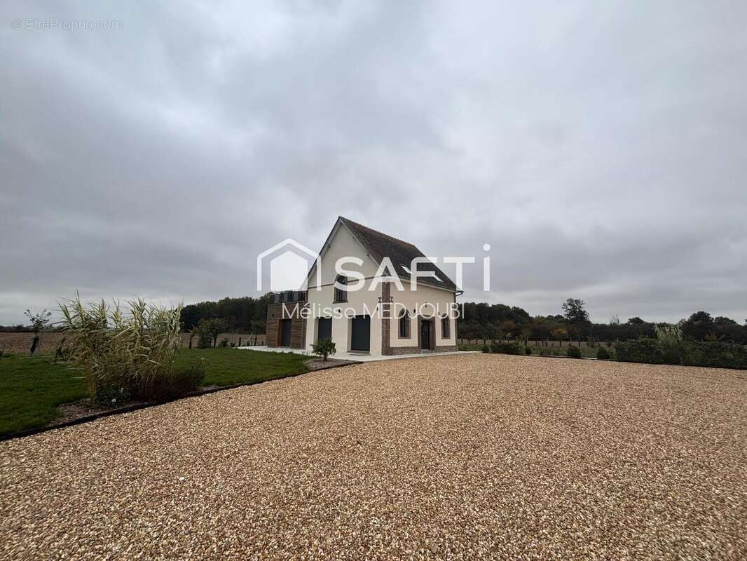 Photo 2 - Maison à BALINES