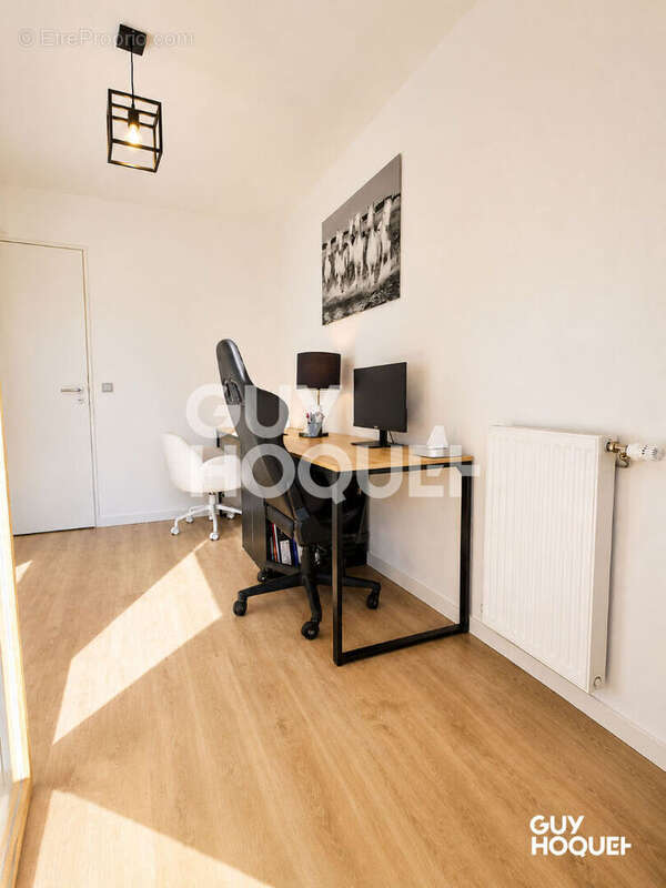 Très beau 4 pièces + grand balcon + parking - photo 12