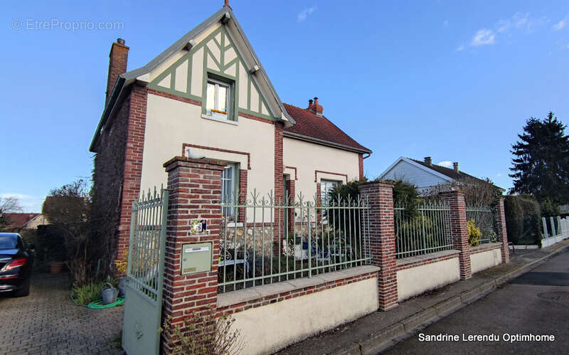 Maison à PONT-DE-L'ARCHE