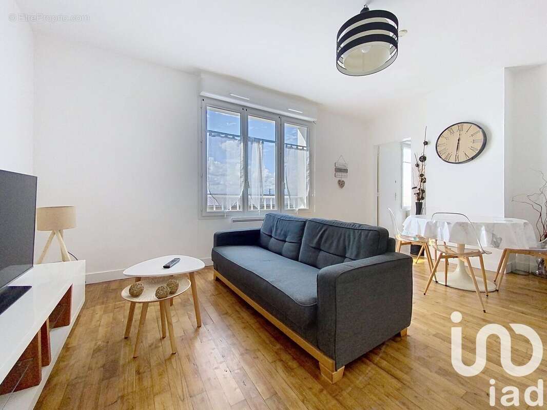 Photo 2 - Appartement à SAINT-JOUAN-DES-GUERETS