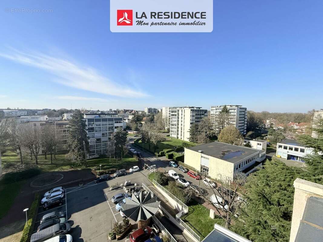Appartement à VELIZY-VILLACOUBLAY