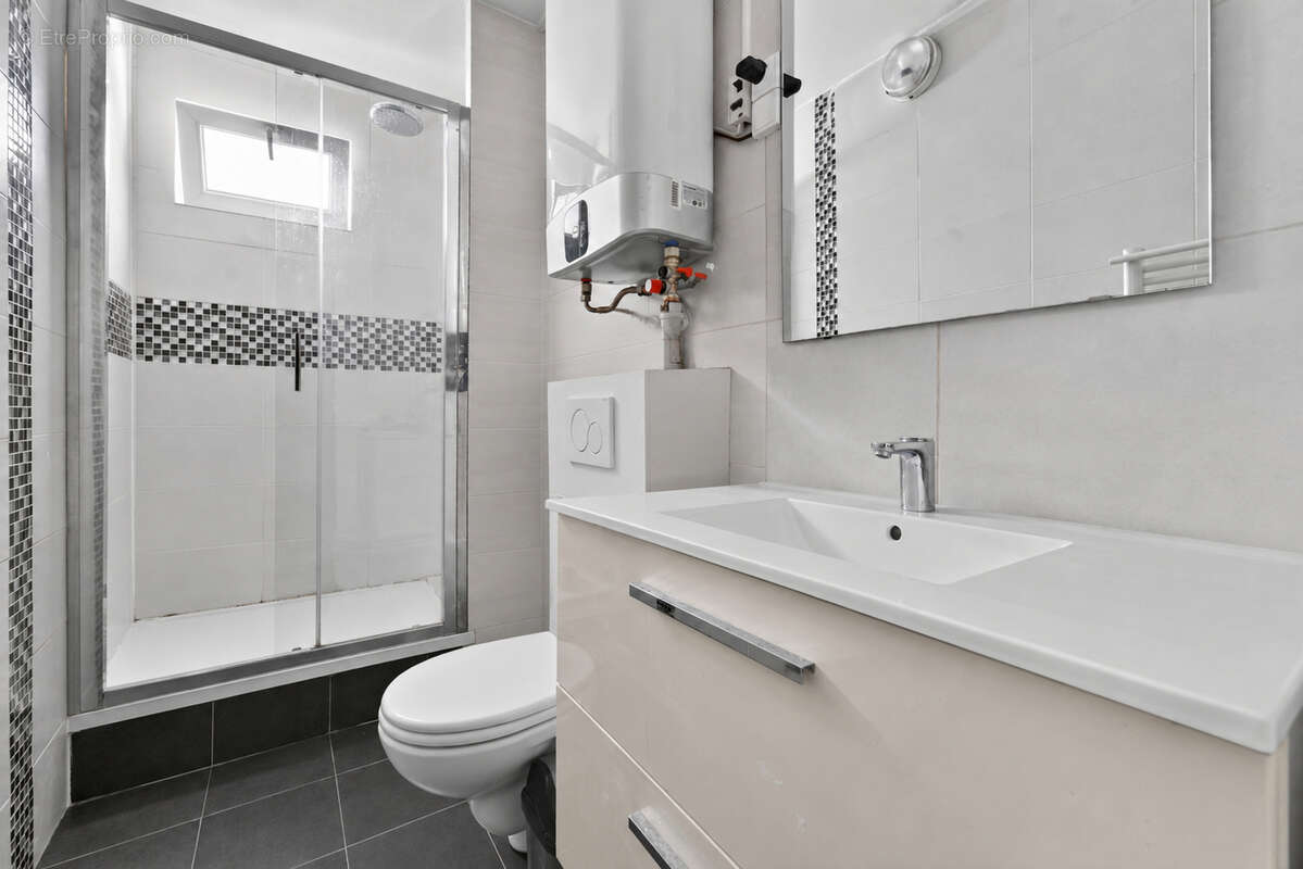 Appartement à PARIS-19E