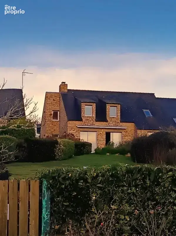 Maison à ARZON