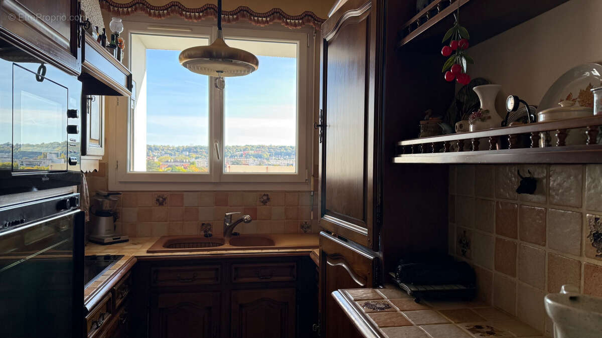 Appartement à SAINT-MAUR-DES-FOSSES