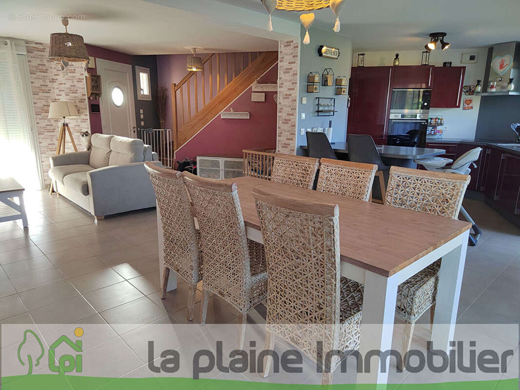 Maison à LA FERTE-MACE