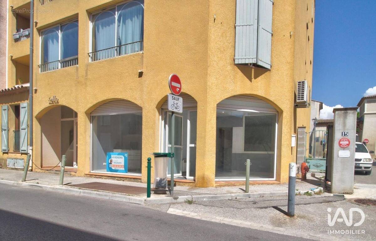 Photo 1 - Commerce à LE BEAUSSET