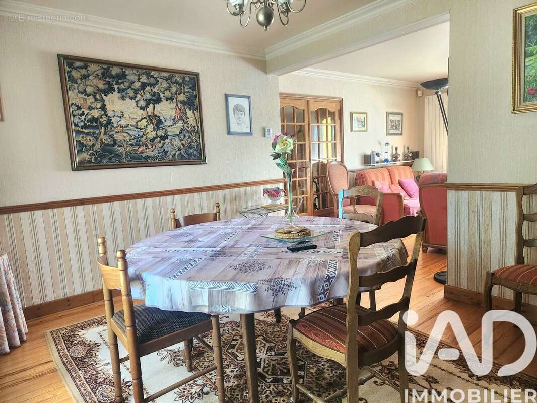 Photo 5 - Maison à LAMORLAYE