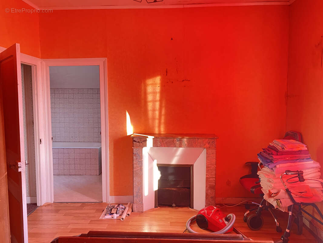 Maison à SAINT-MARTIN-DES-BESACES