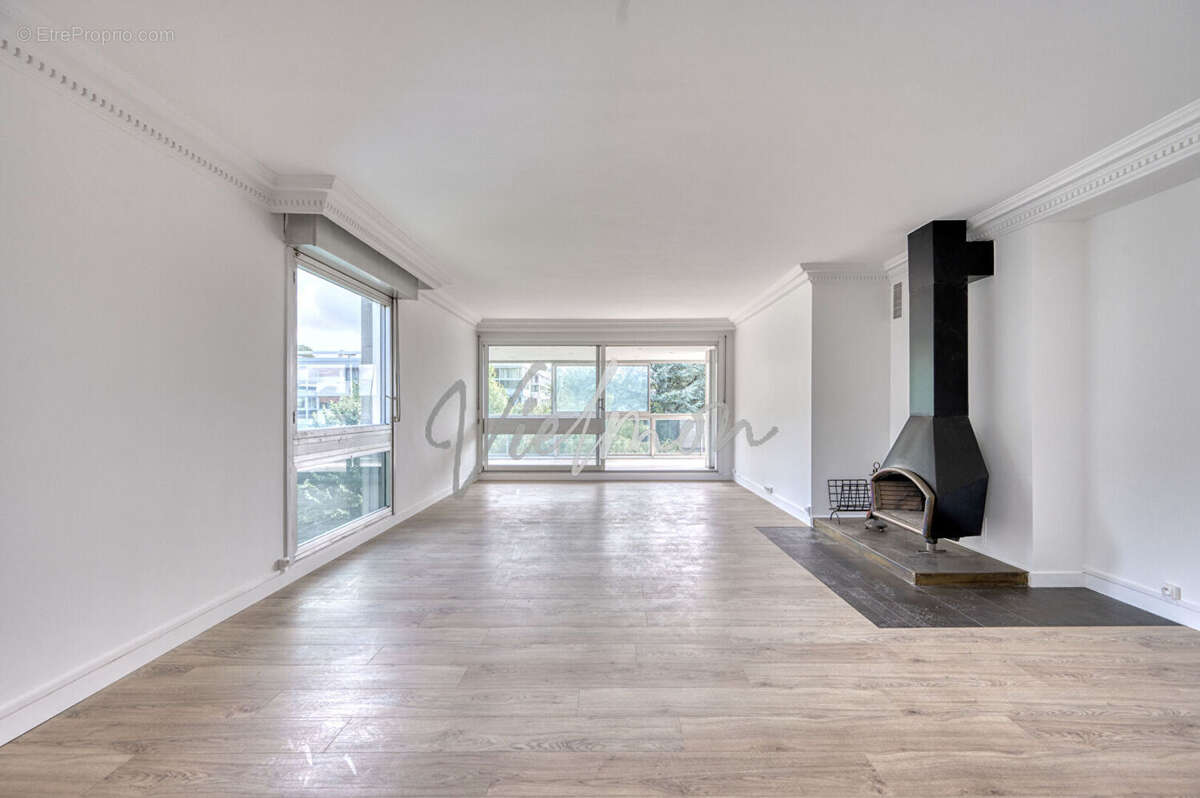 Appartement à LE CHESNAY