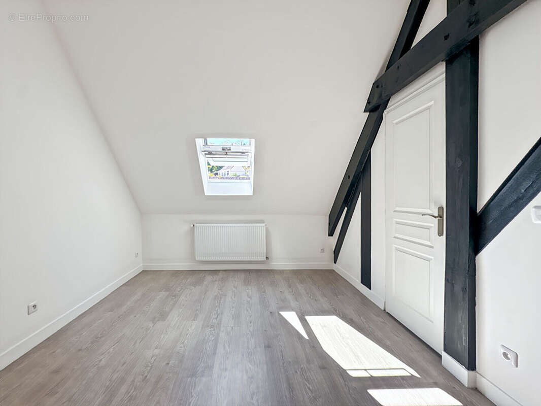 Maison à MANTES-LA-VILLE