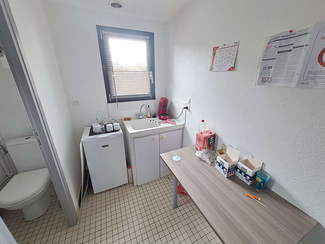 Commerce à LA GARNACHE