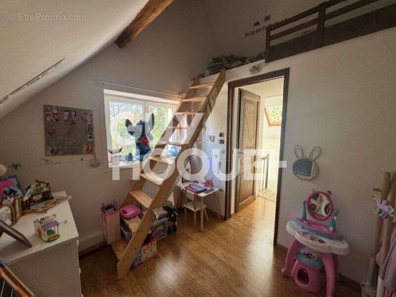Maison de ville à vendre à Sézanne - Exclusivité Guy Hoquet - photo 5