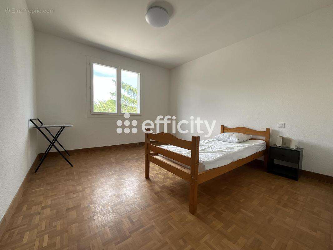 Maison 232 m² à Chomerac  - photo 14