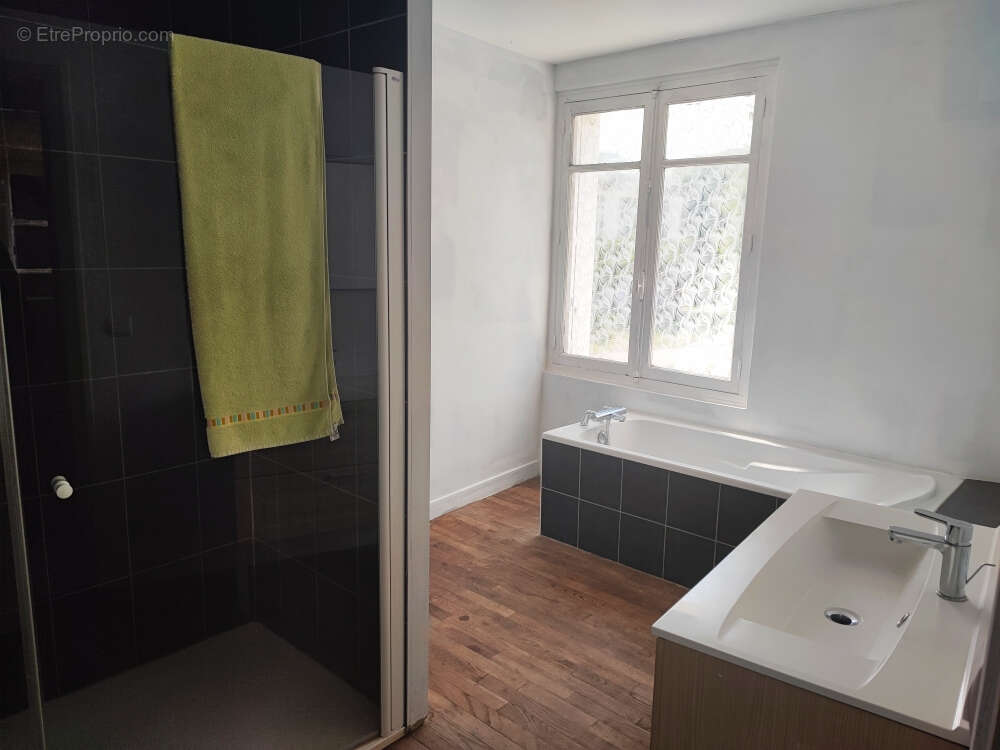 Maison 3 Chambres 107 m2 et dépendances - photo 8