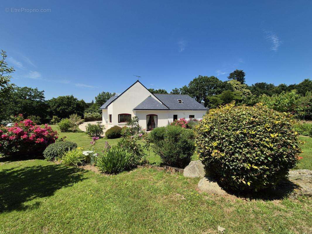Maison contemporaine rare à Quintin   Plain-pied avec jardin - photo 2