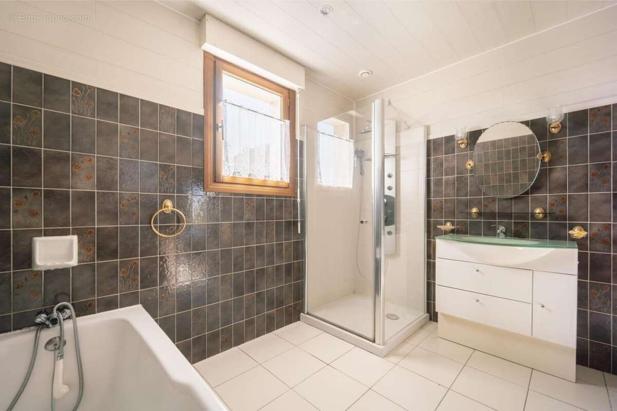 Maison 135 m² à Argentre-Du-Plessis  - photo 9