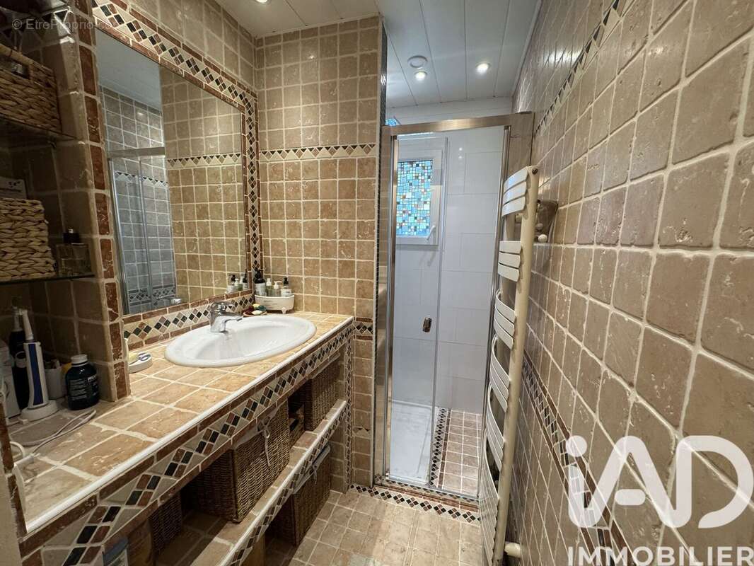 Photo 8 - Maison à SAINTRY-SUR-SEINE