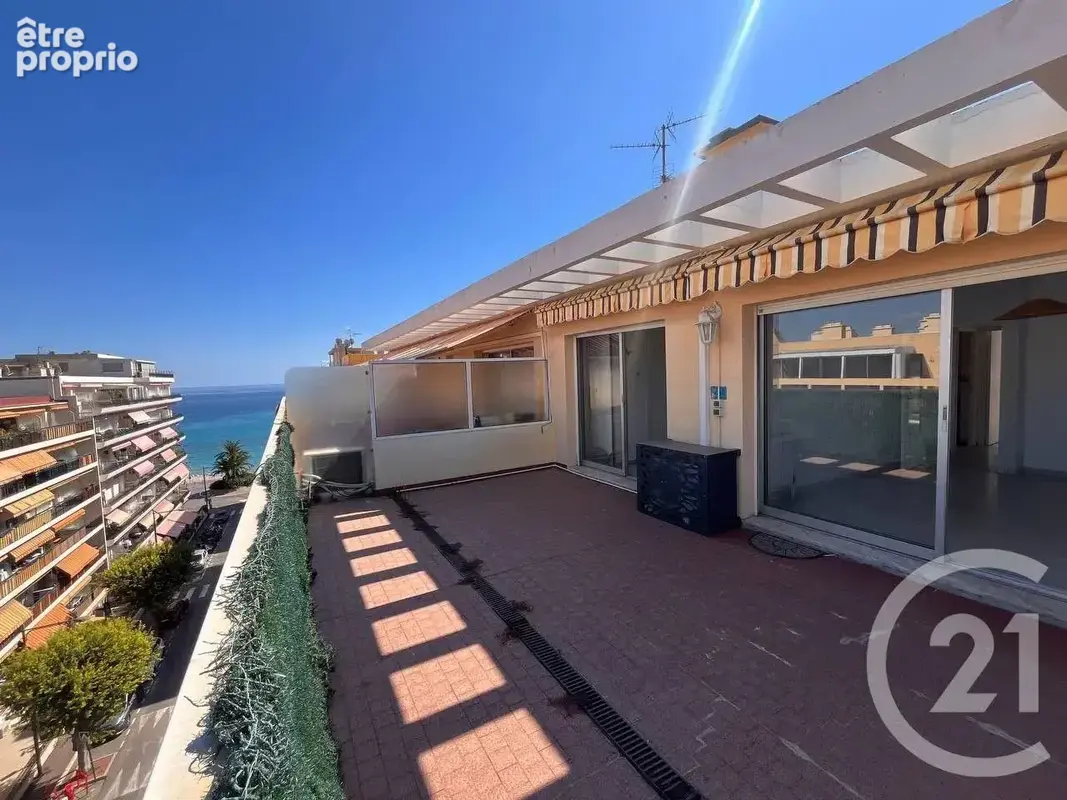 Appartement à ROQUEBRUNE-CAP-MARTIN