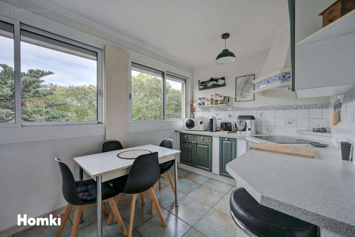 Appartement à MARSEILLE-10E