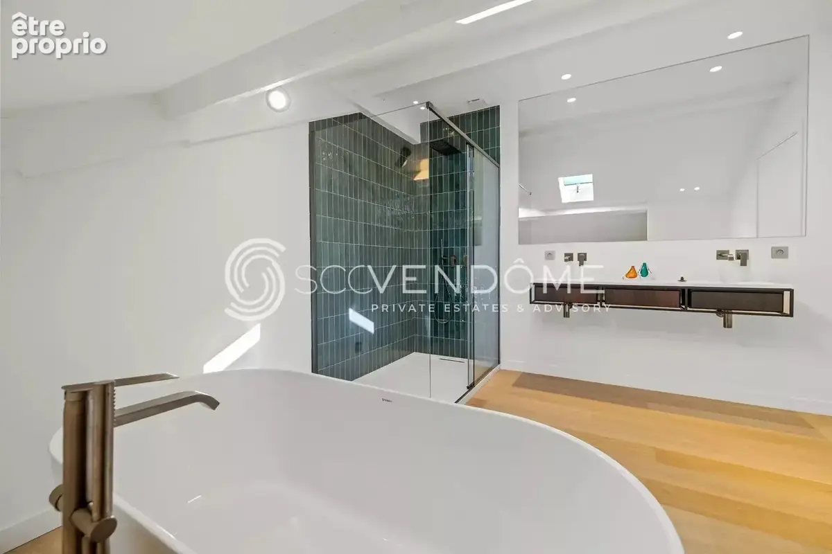 Cannes - spacieux duplex 4 chambres vue mer panoramique  a vendre - photo 8