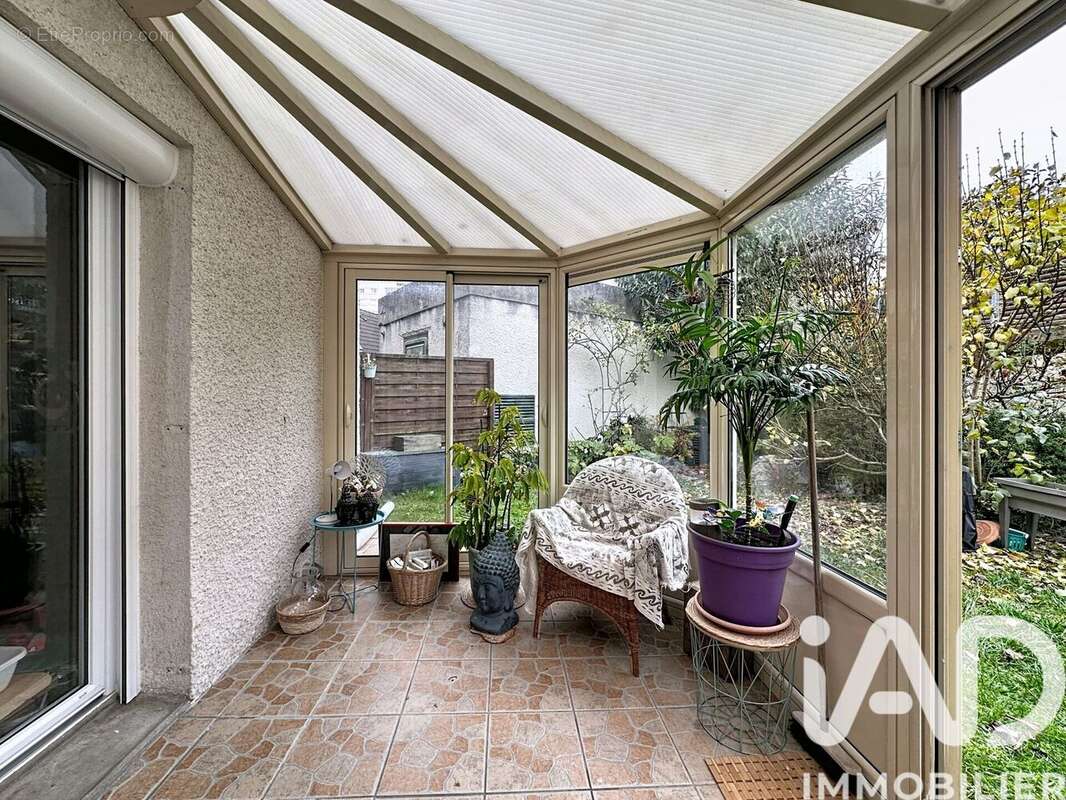 Photo 4 - Maison à VILLENEUVE-LA-GARENNE