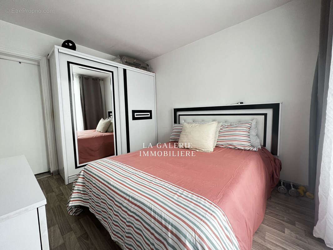 Appartement 33 m² à Puteaux  - photo 4