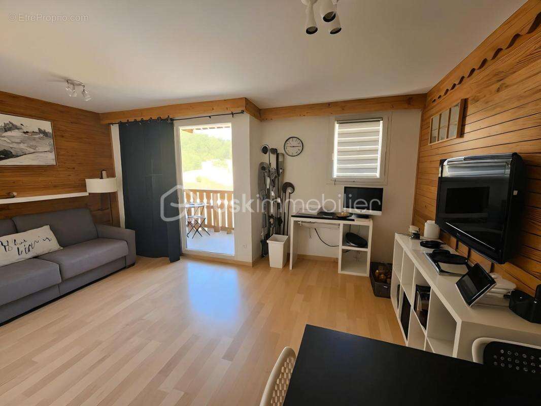 Studio 4 couchages avec coin montagne – VUE MONTAGNES – PISCINE - photo 2