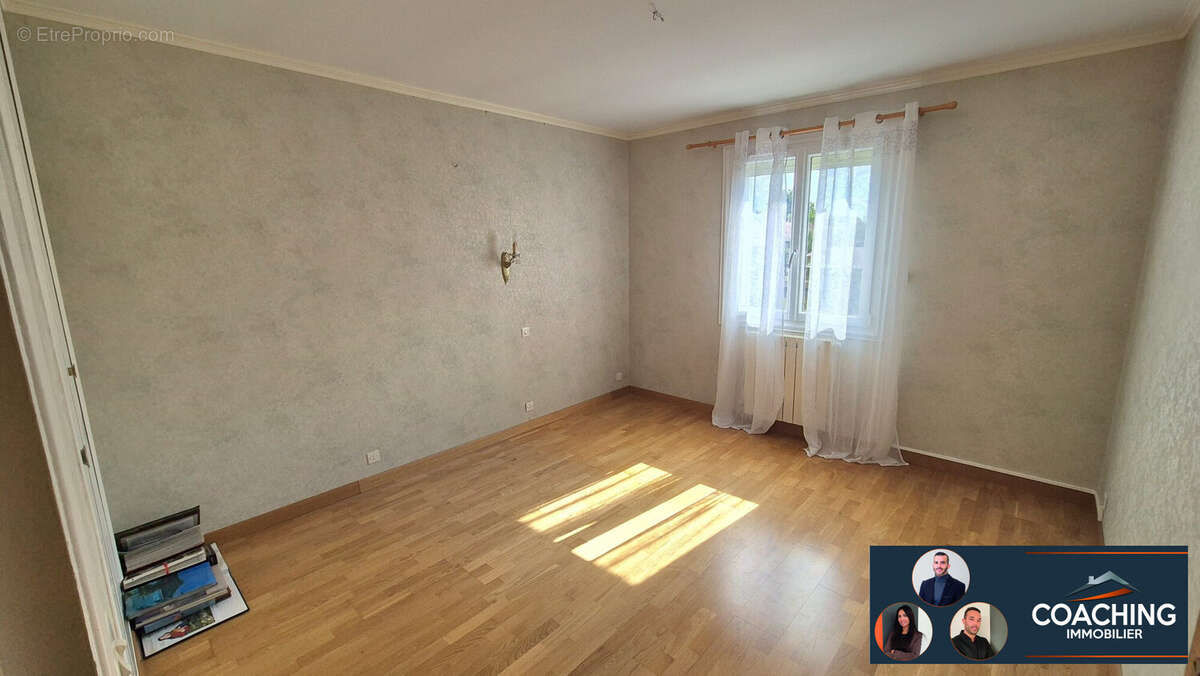 Maison 165 m² à Frignicourt  - photo 9