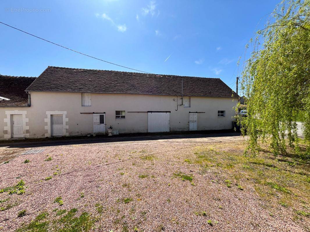 Maison à VARENNES-SUR-FOUZON