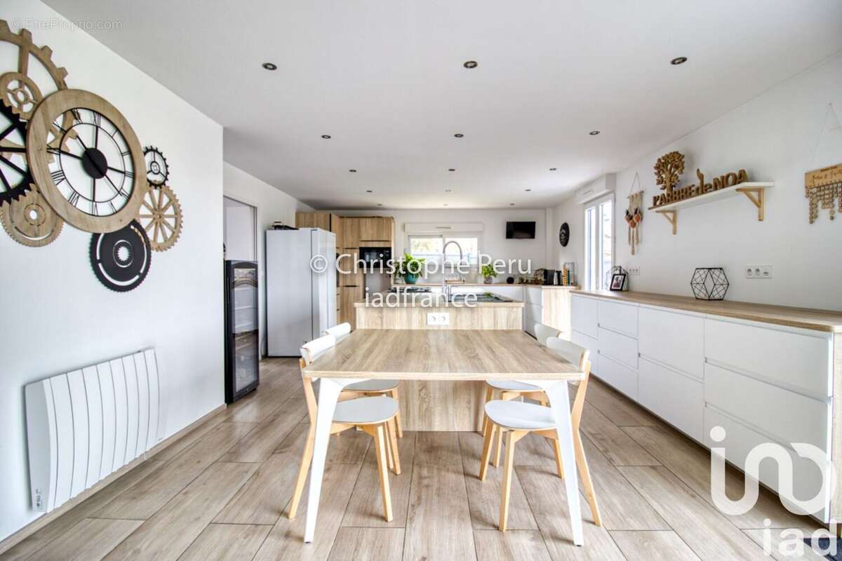 Photo 2 - Maison à MAGNY-EN-VEXIN